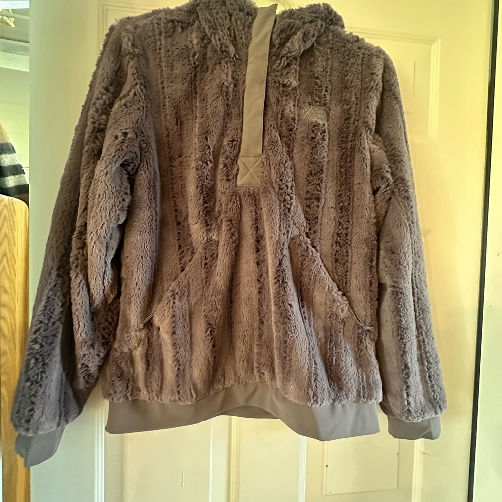 The North Face Sweater Women Small Gray Fur Hooded Quarter Snap Sweatshirt Flex